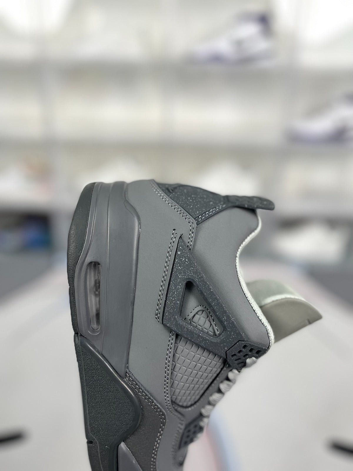 AIR JORDAN 4 RETRO "ABUNDANCE"