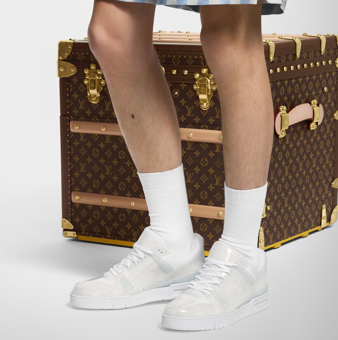 LV TRAINER SNEAKER