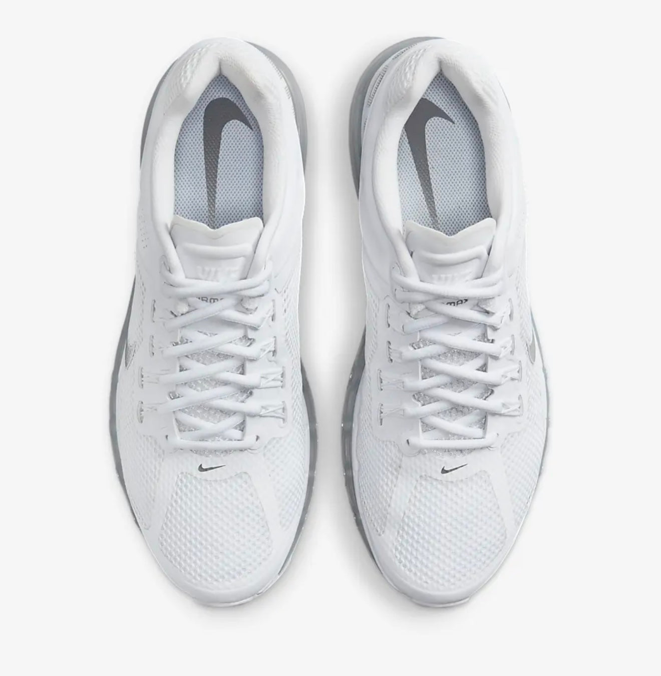 NIKE AIR MAX 2013